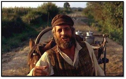 http://www.edelweisspatterns.com/blog/wp-content/uploads/chaim-topol-tevye.jpg